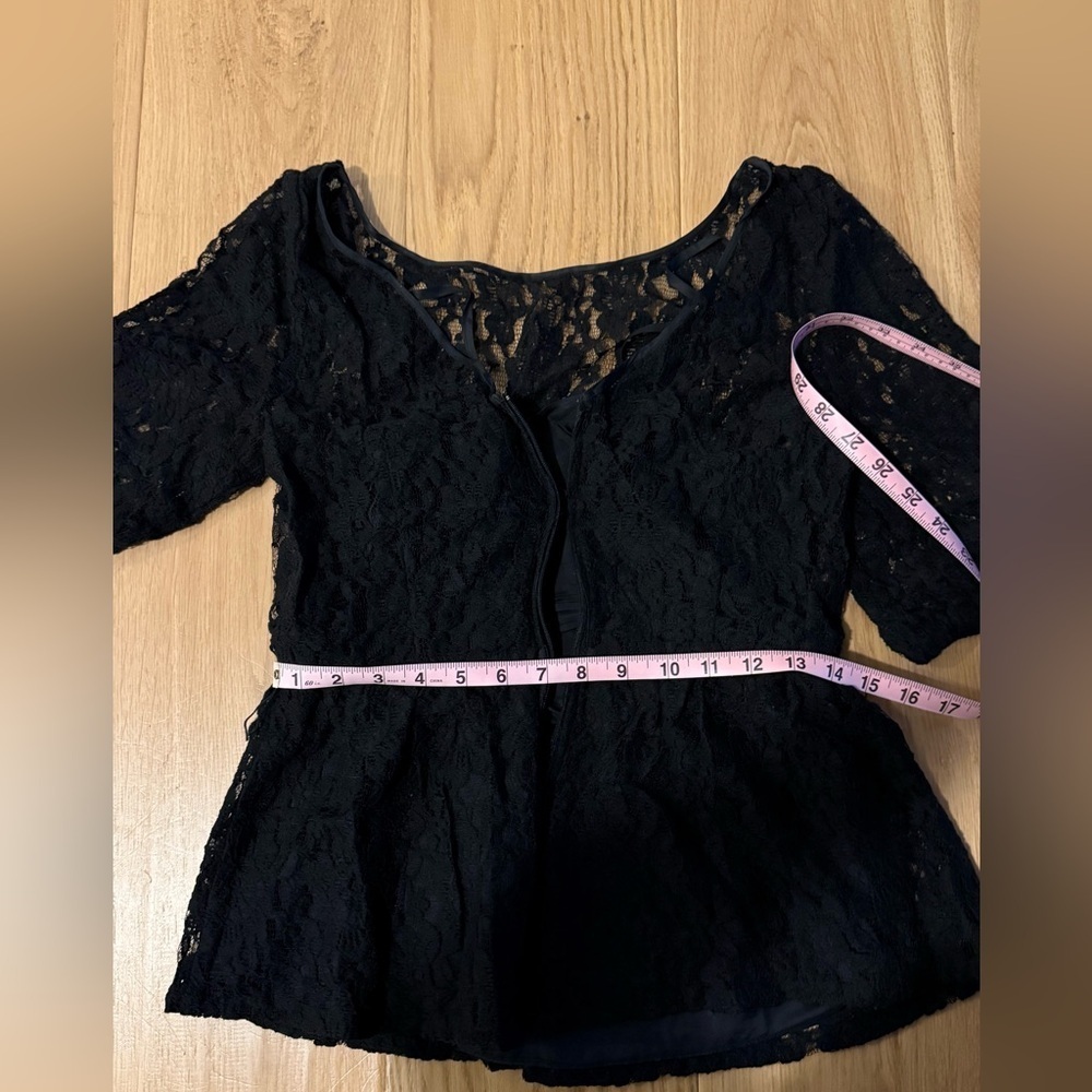 Juicy Couture Black Lace Peplum Top, Size 6 - Picture 5 of 6